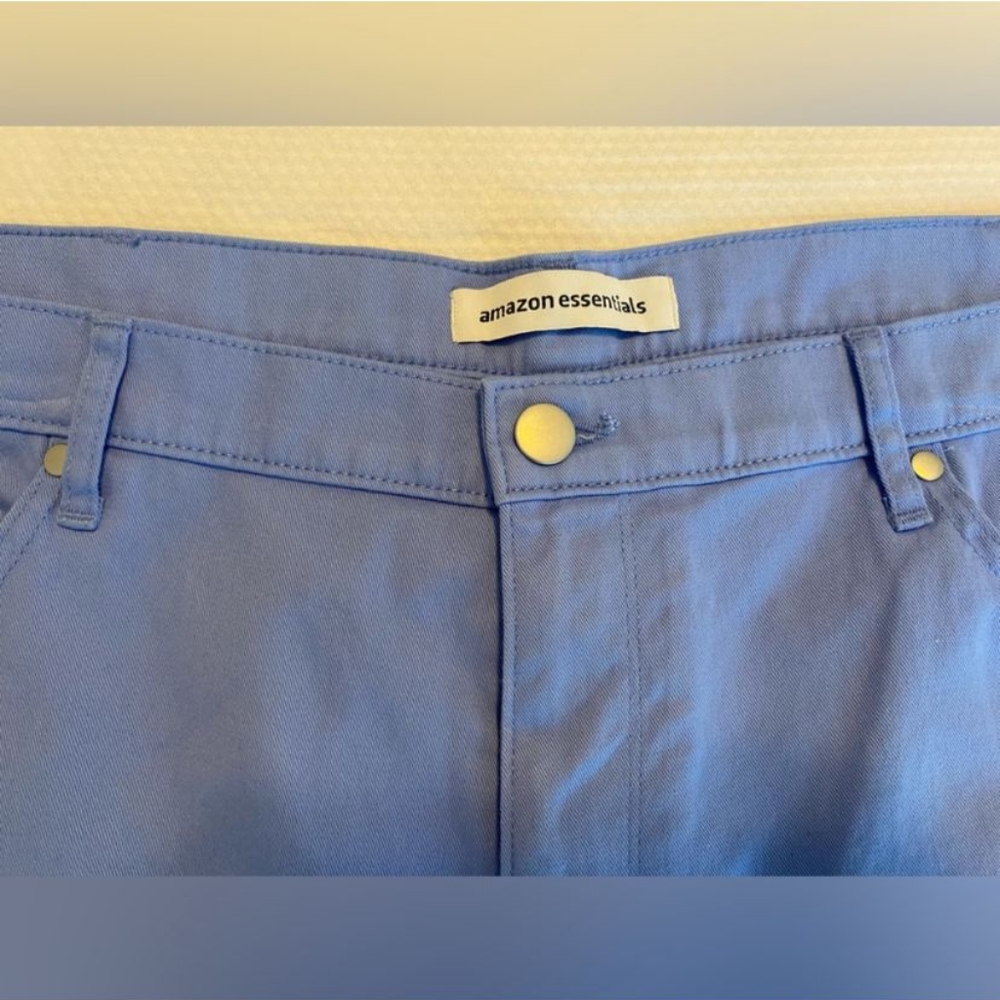 amazon essentials women shorts light blue size 40 - Picture 6 of 6